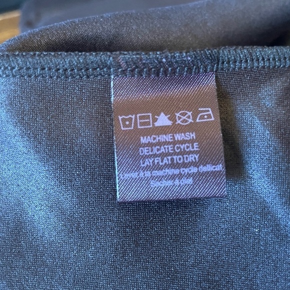 Hale Bob NWT black vegan leather fringe skirt - Picture 7 of 10